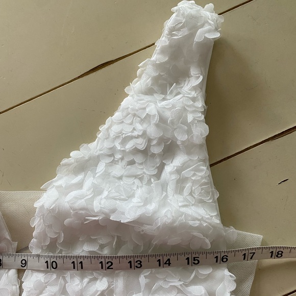 Faeriesty Plunging Neck Contrast Mermaid 3D Flower Dress - Picture 12 of 14